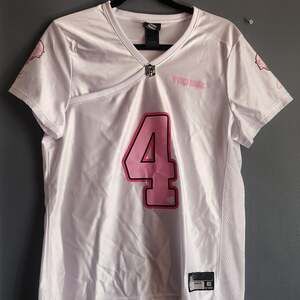 Reebok NFL Women's Green Bay Packers Brett Favre #4 Pink & White Jersey